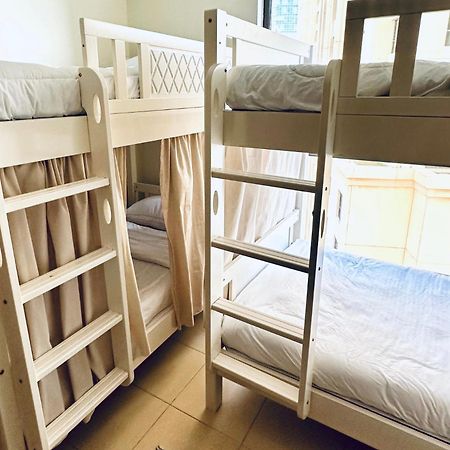 Bed Space In Dubai Marina Hostel Bagian luar foto