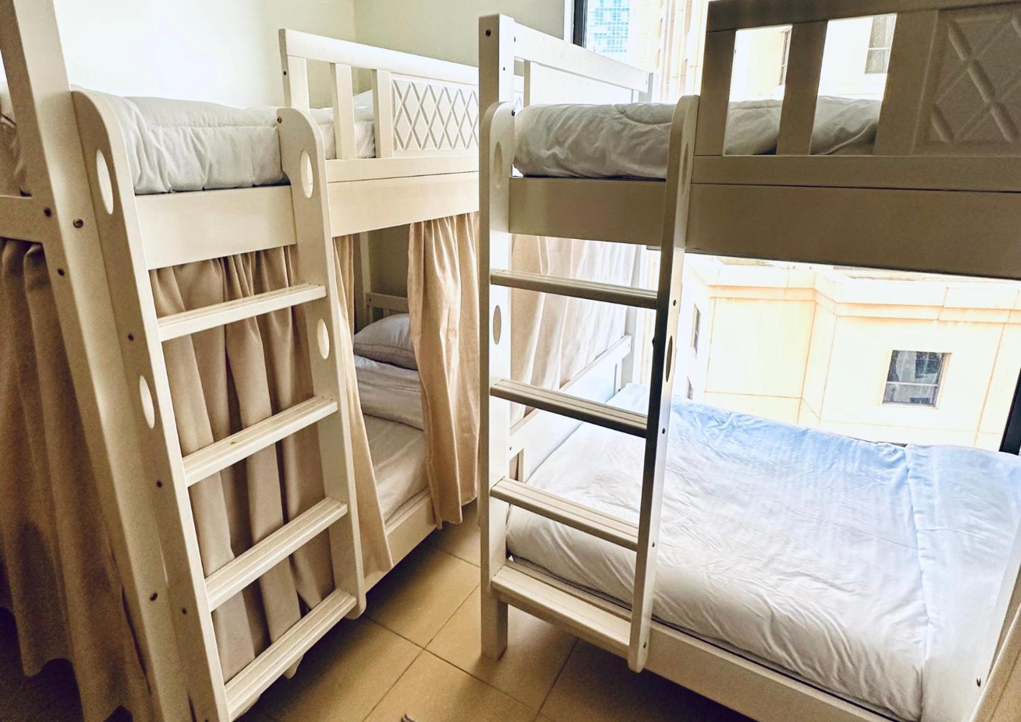 Bed Space In Dubai Marina Hostel Bagian luar foto